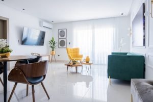 How Do I Identify Top Luxury Home Décor Brands?