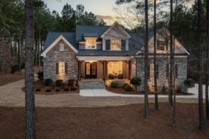 A First-Time Buyer’s Guide to Navigating the Real Estate Market